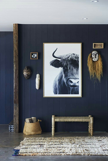 Trends 2018 Navy Blue and Gold Color Scheme